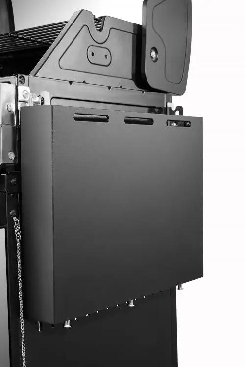 Dyna-Glo Premier 3 Burner Stainless Gas Grill - DGP397SNP-D / DGP397SNN-D thumbnail 4