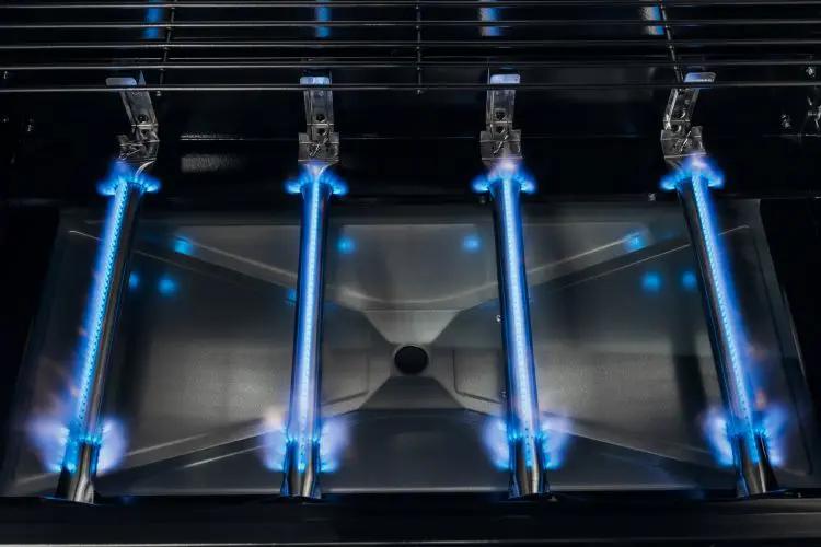 Dyna-Glo Premier 4 Burner Gas Grill - DGP483CSP-D / DGP483SSP-D / DGP483SSN-D thumbnail 3