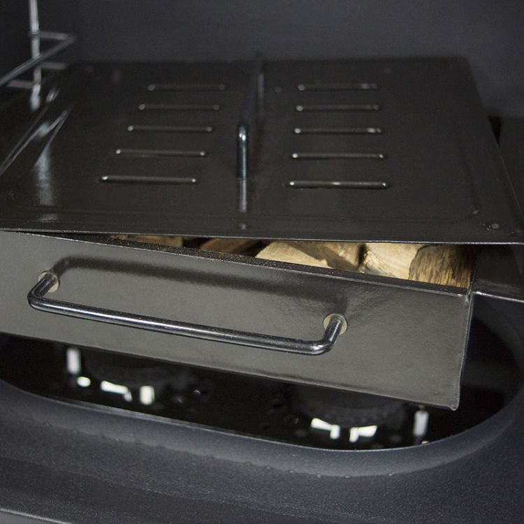 Dyna-Glo DGW1904BDP-D 43 inch Wide Body LP Gas Smoker DGW1904BDP-D-smoker box